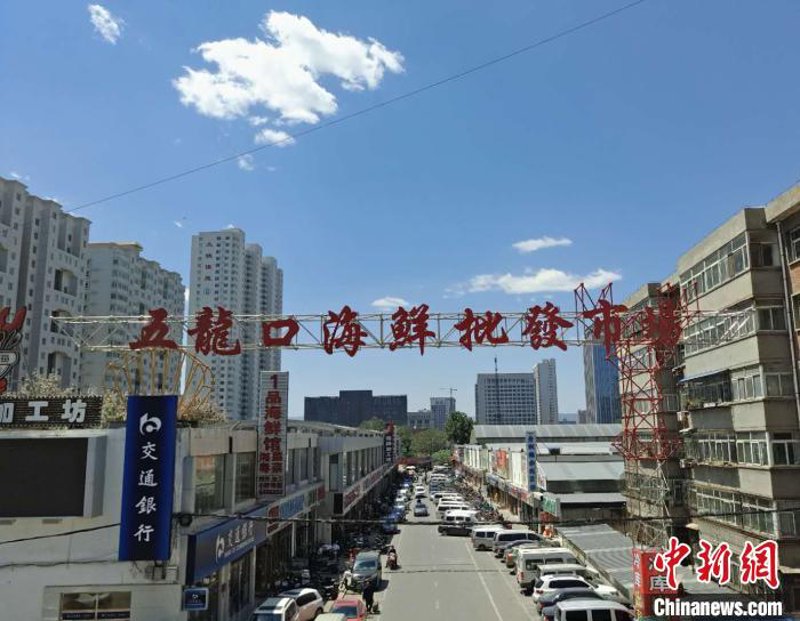 如何选择更合适的建材供应商?——以山西凝辉塑料建材有限公司与山西凝晶琉商贸有限公司为例